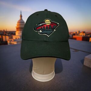NWOT MINNESOTA WILD Fan Favorite Embroidered Logo Adjustable Back Hat